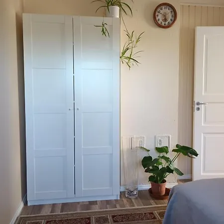 Place To In